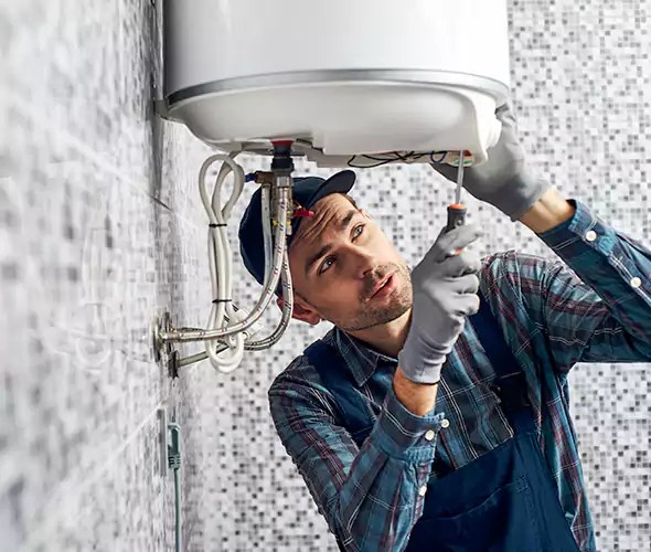 Expert Plumber for Hot Water Tank Maintenance in Puyallup, WA: Schedule Reliable Maintenance Services with Us