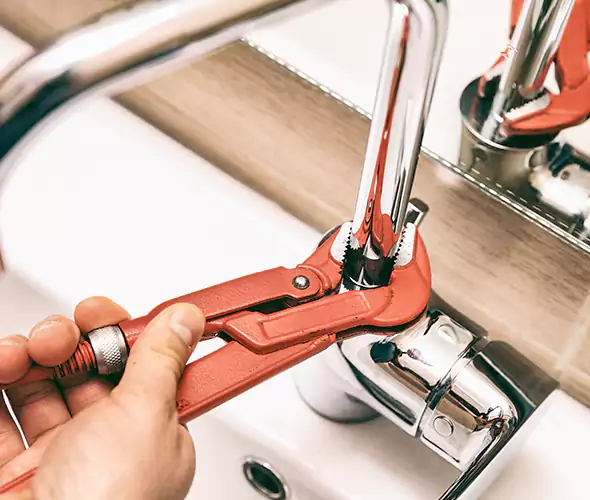 Expert Leak Repair Plumber in Puyallup, WA